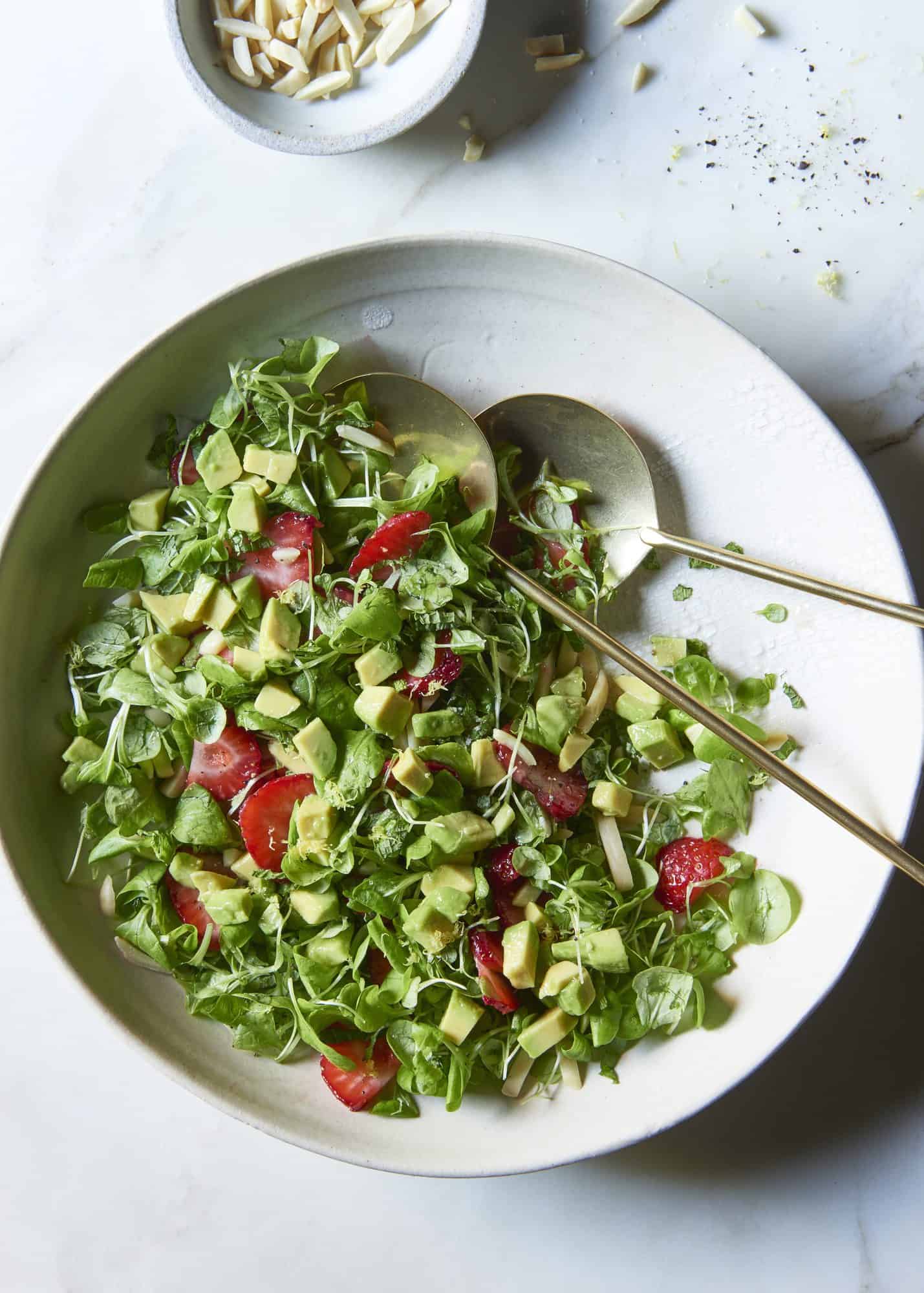 Strawberry Avocado Mâche Salad {Vegan, GlutenFree} The